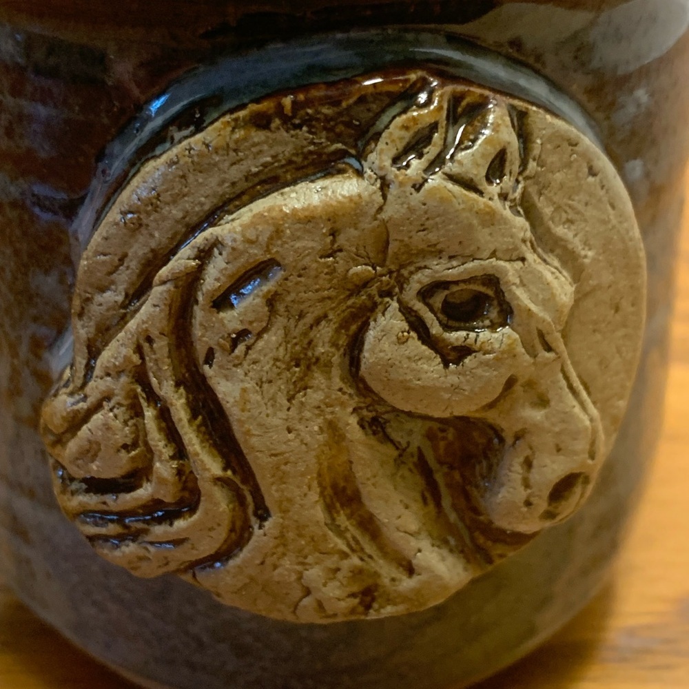 Handcrafted Ceramic Mug with Horse Design - Picture 5 of 10